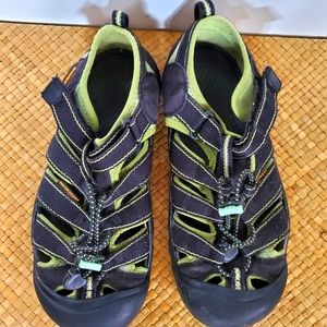 Keen Sandals Men's Size 5